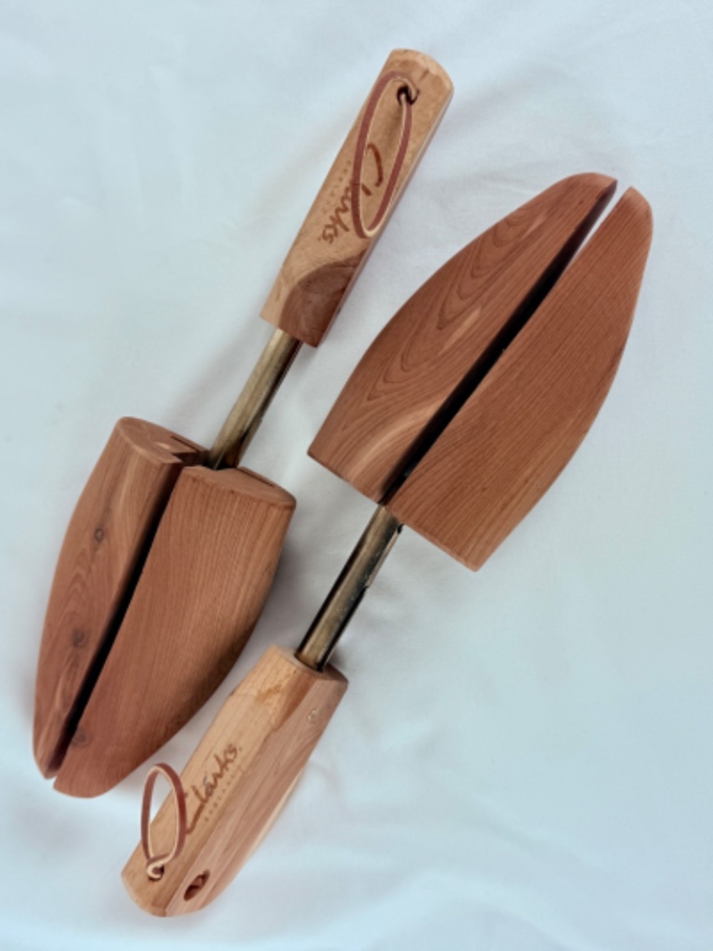 Clarks England Adjustable Cedar Wood Shoe Trees L 10 - 12 in Long Excellent